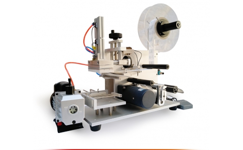 LT-60半自動(dòng)平面貼標機 不干膠貼標機 自動(dòng)貼標機 貼標機生產(chǎn)線(xiàn)安裝改造